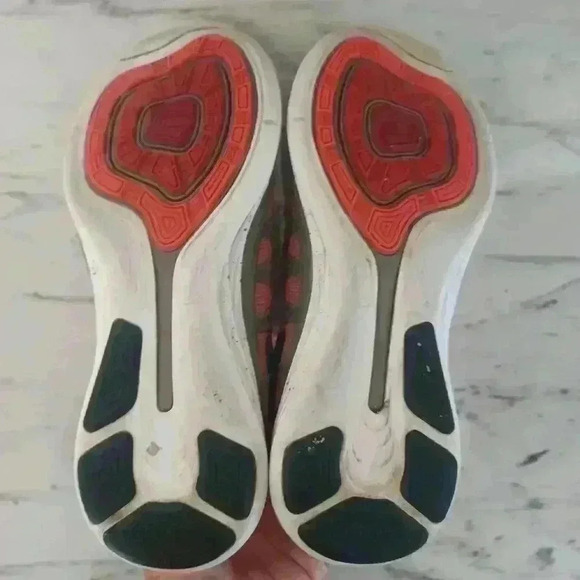 Nike Women’s Gray & Pink Flyknit Lunar 2 Lightweight Running & Training Shoe 7.5 - Picture 6 of 16